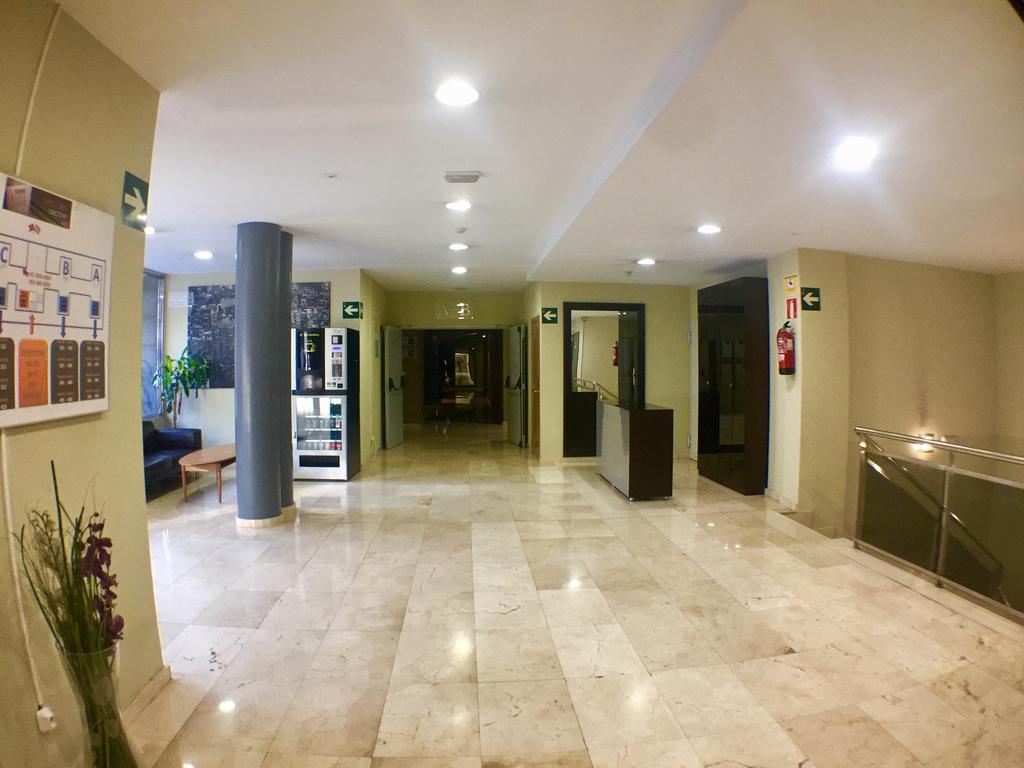Spirit Apartamentos Atxuri Bilbao Esterno foto